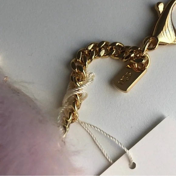 UGG l Fuzzy Coin Key FOB Pouch l Pink NWT - Picture 9 of 10